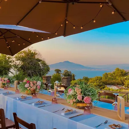 La Dimora: Relax In A Lovely Garden Holiday home *