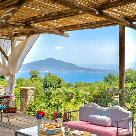 Casa vacanze La Dimora 1 Relax In A Lovely Garden Massa Lubrense